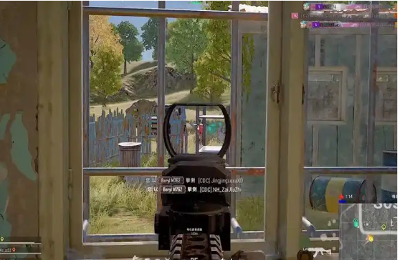 绝地求生光速怎么开镜1